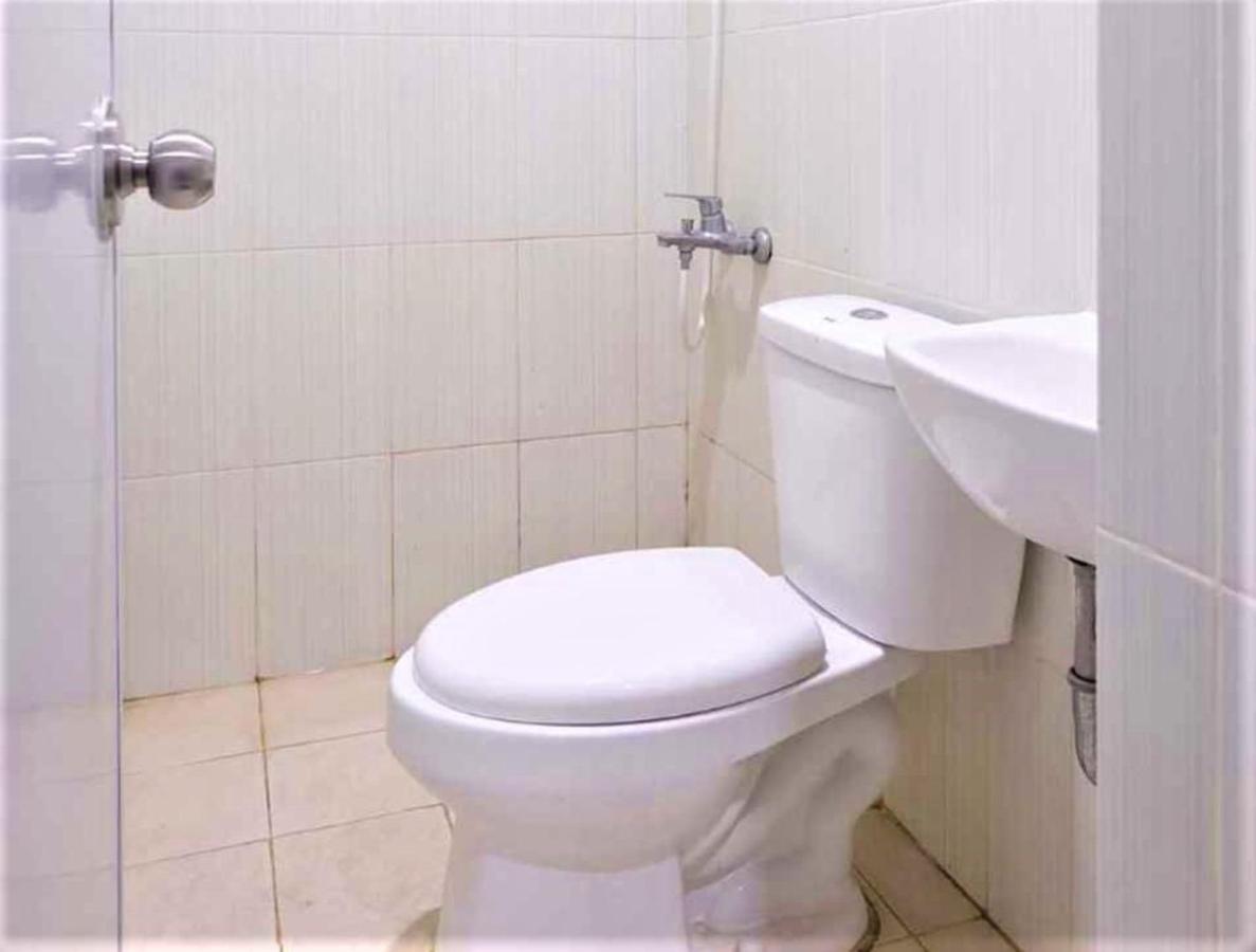 Hotel Giant Kost Tangerang Exterior foto
